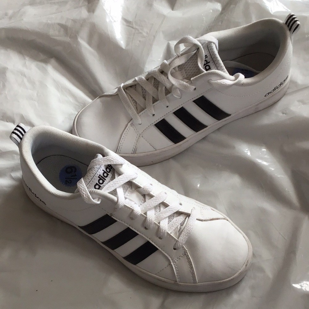 Adidas White Three Stripe Sneakers Fits like 7.5